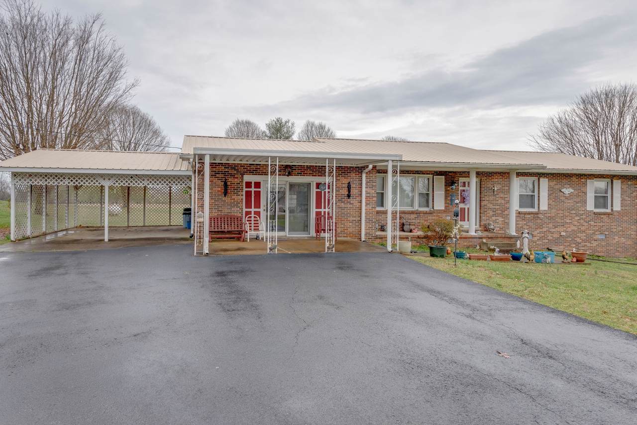 7480 Deer Ridge Rd - Photo 1