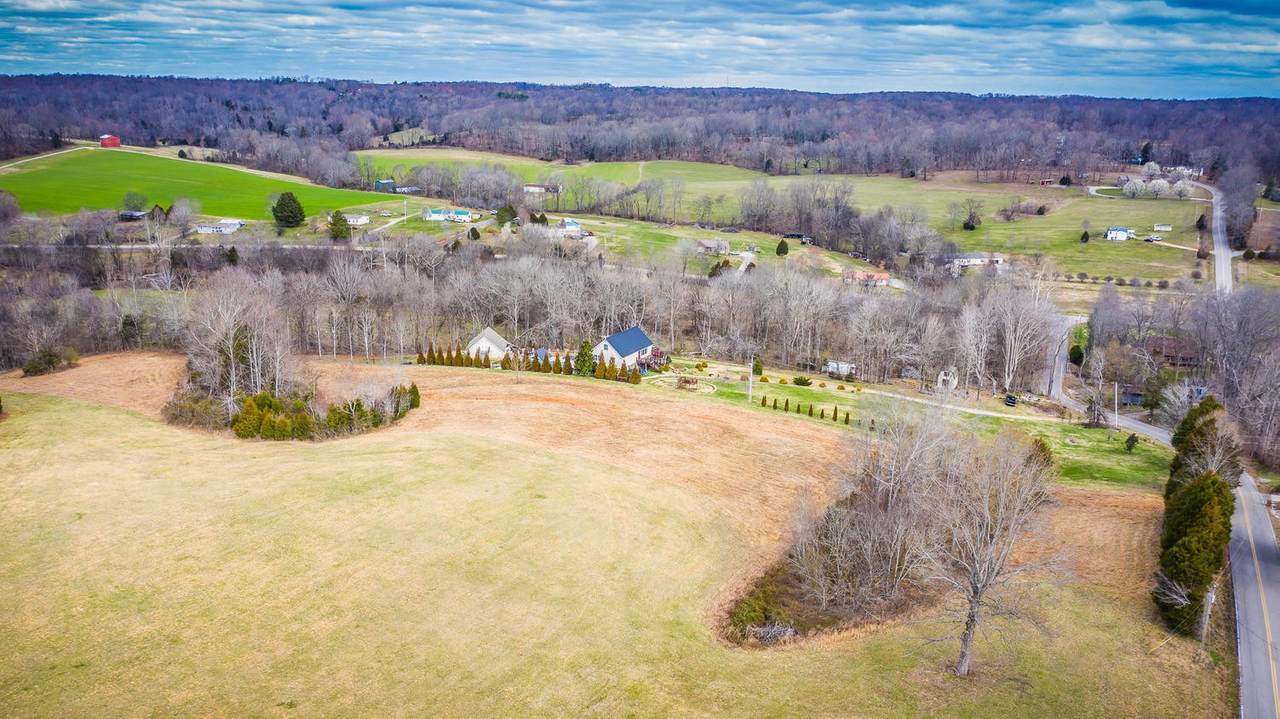 6075 Woods Valley Rd - Photo 1