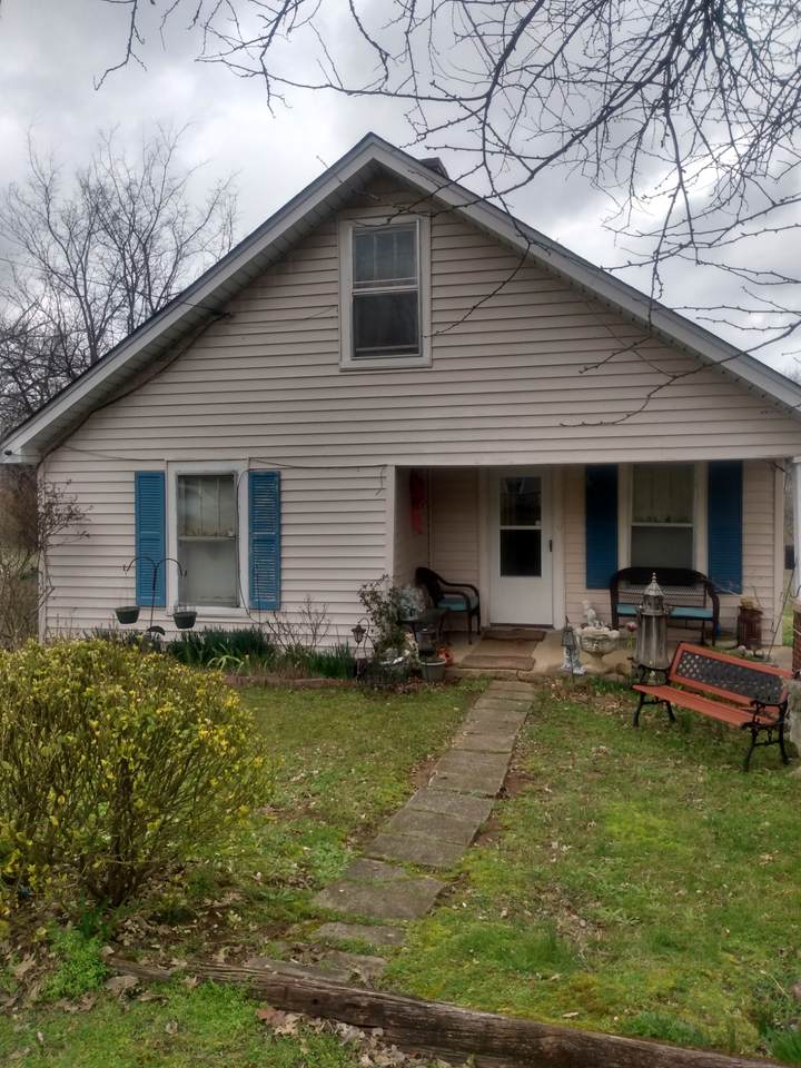 740 N Church St - Photo 1