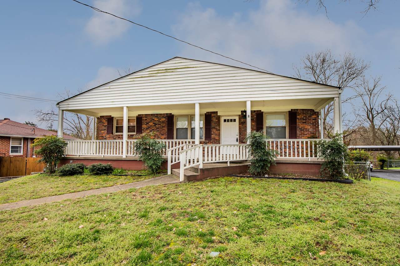 2539 Woodberry Dr - Photo 1