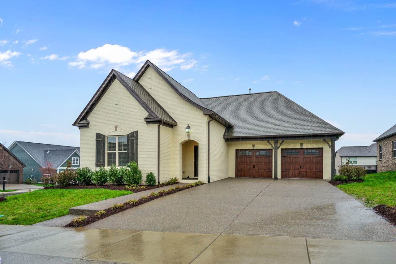 754 Canter Ln - Photo 1