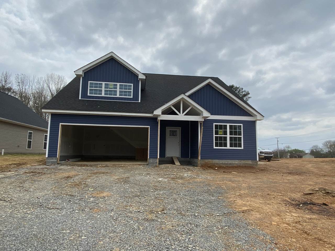 480 Hawkins Rd - Photo 1