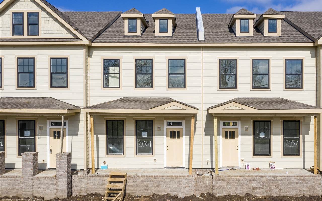 2059 Oakwood Ave Unit 19 - Photo 1