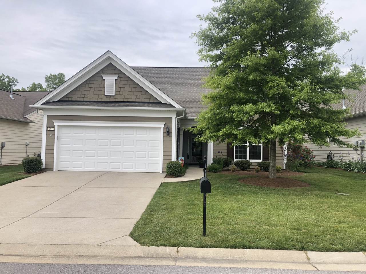 254 Salient Ln - Photo 1