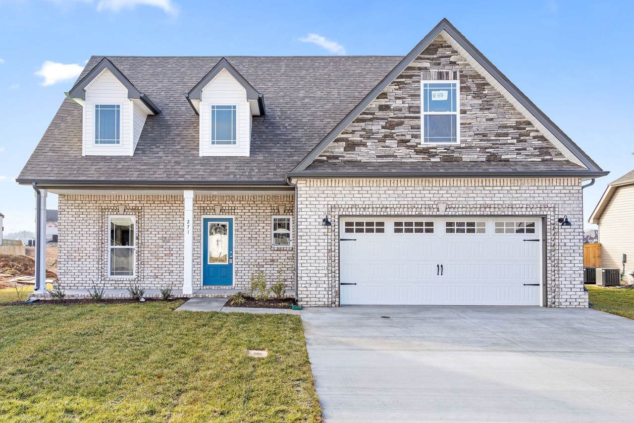 688 Farmington - Photo 1