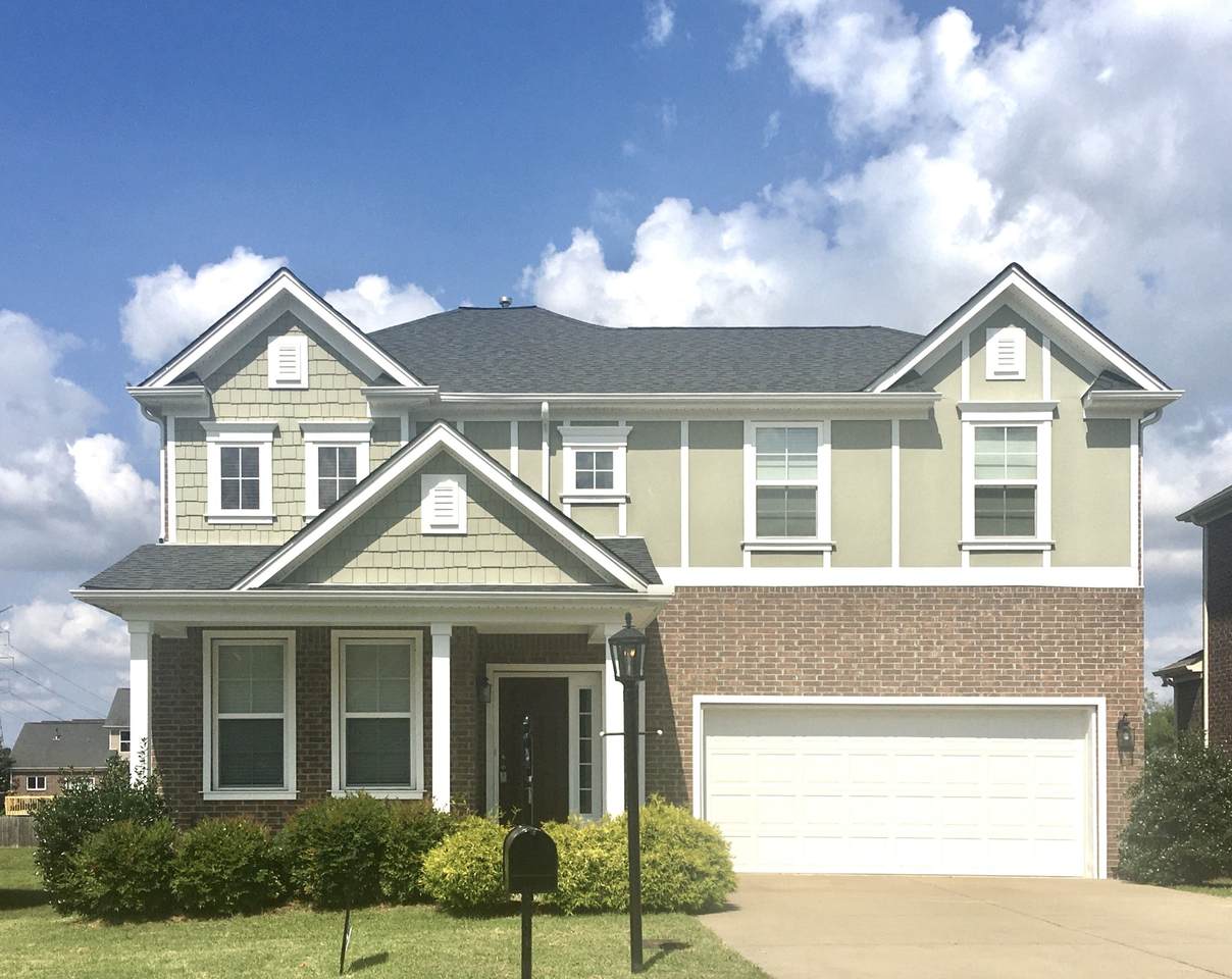 1633 Robindale Dr - Photo 1