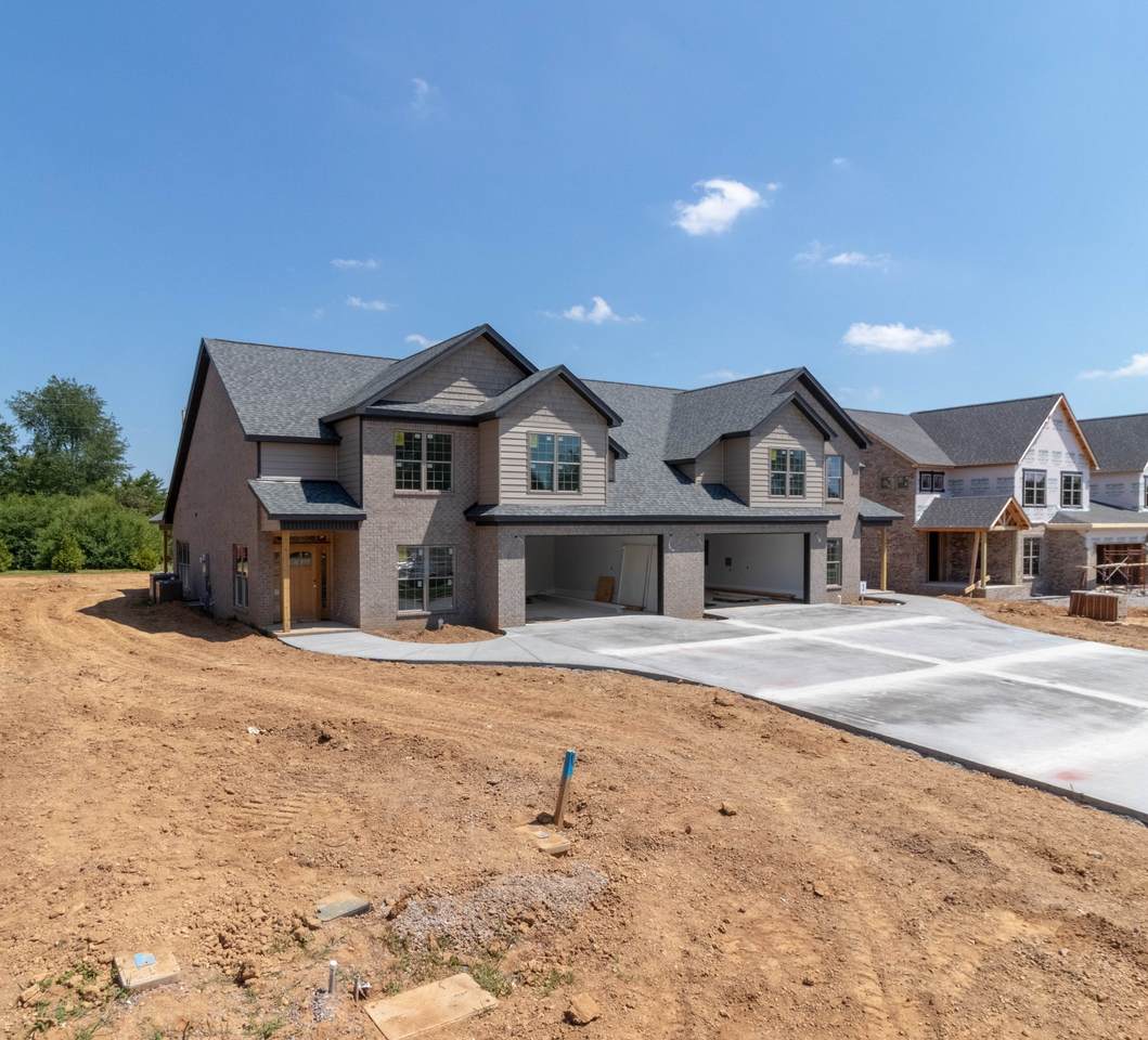 1093 Veridian Drive Unit 3B - Photo 1