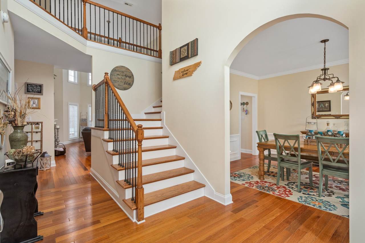 414 Rodney Way - Photo 1