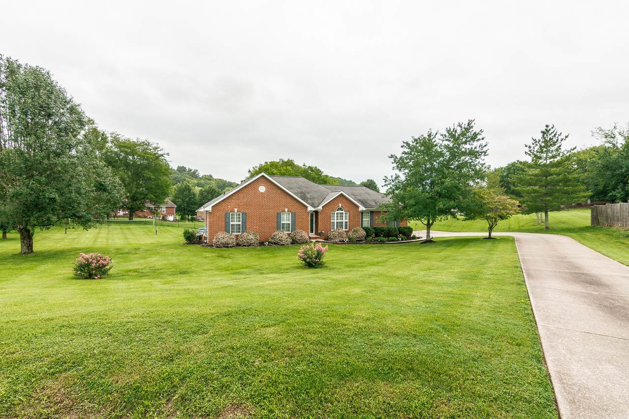 1010 Coulsons Ct - Photo 1