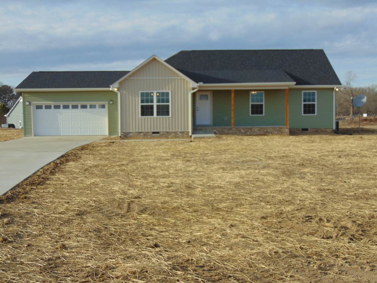 214 Brace Rd - Photo 1