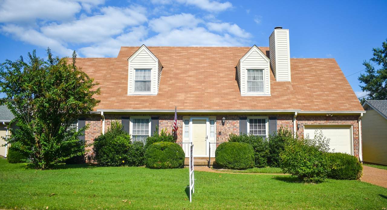 103 Maple Way - Photo 1