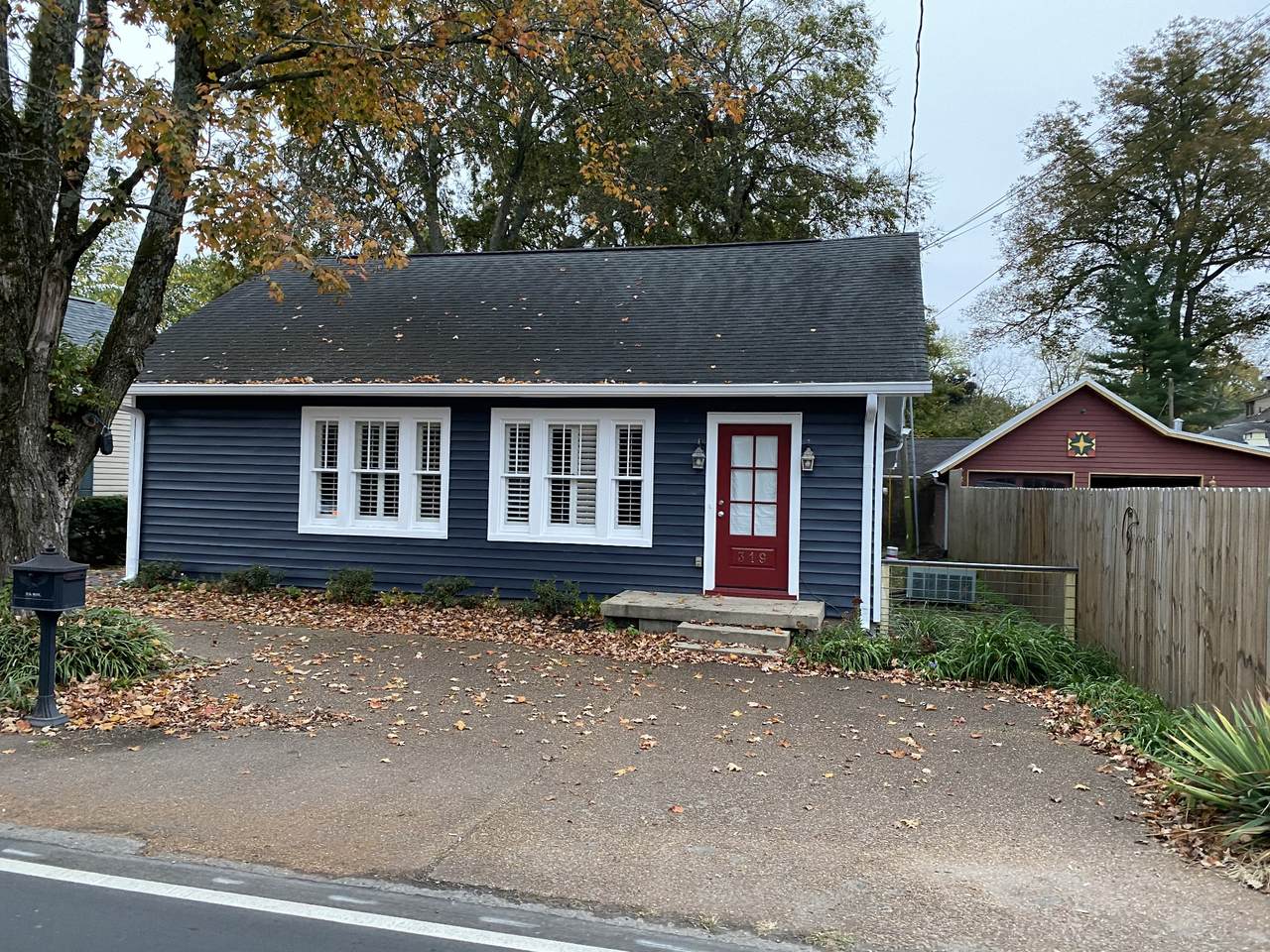 319 S Margin St - Photo 1