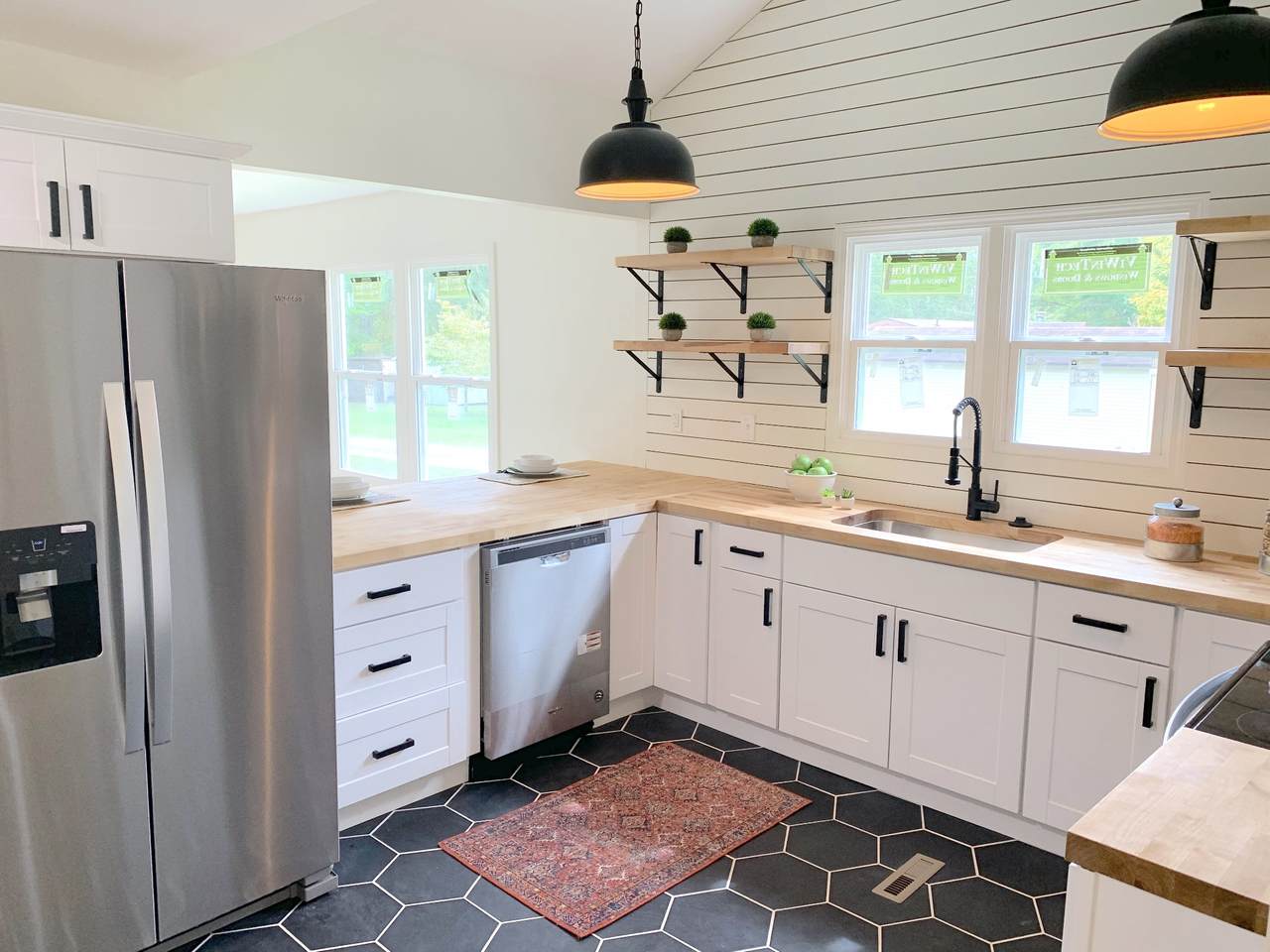 654 Riley Creek Rd - Photo 1