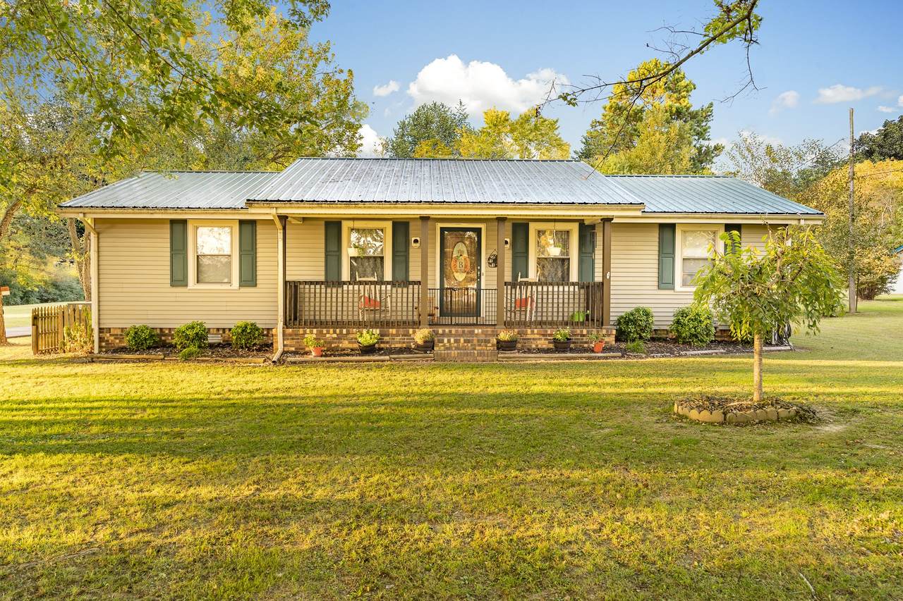546 Weakley Creek Rd - Photo 1