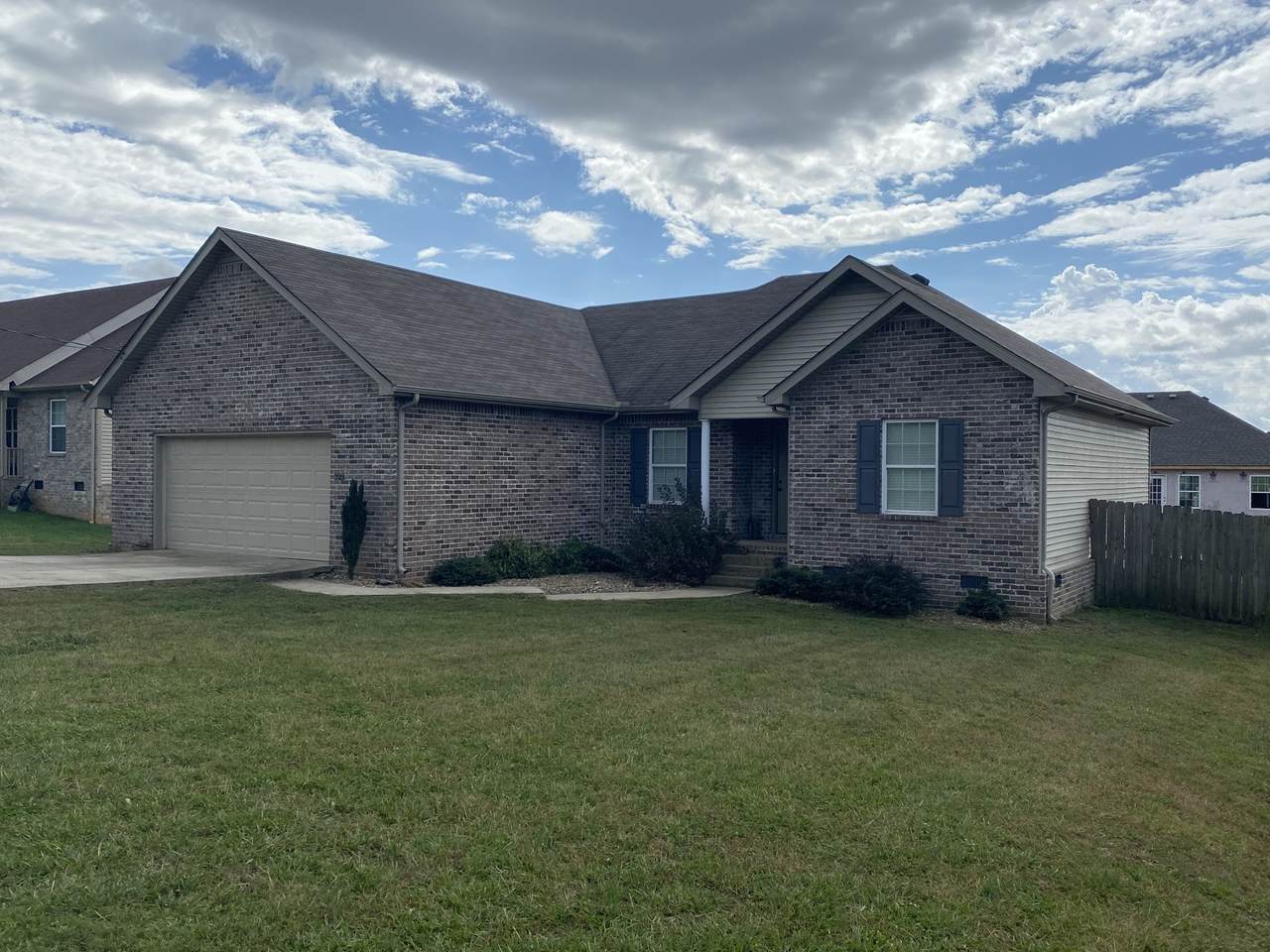 223 Jordan Ave - Photo 1