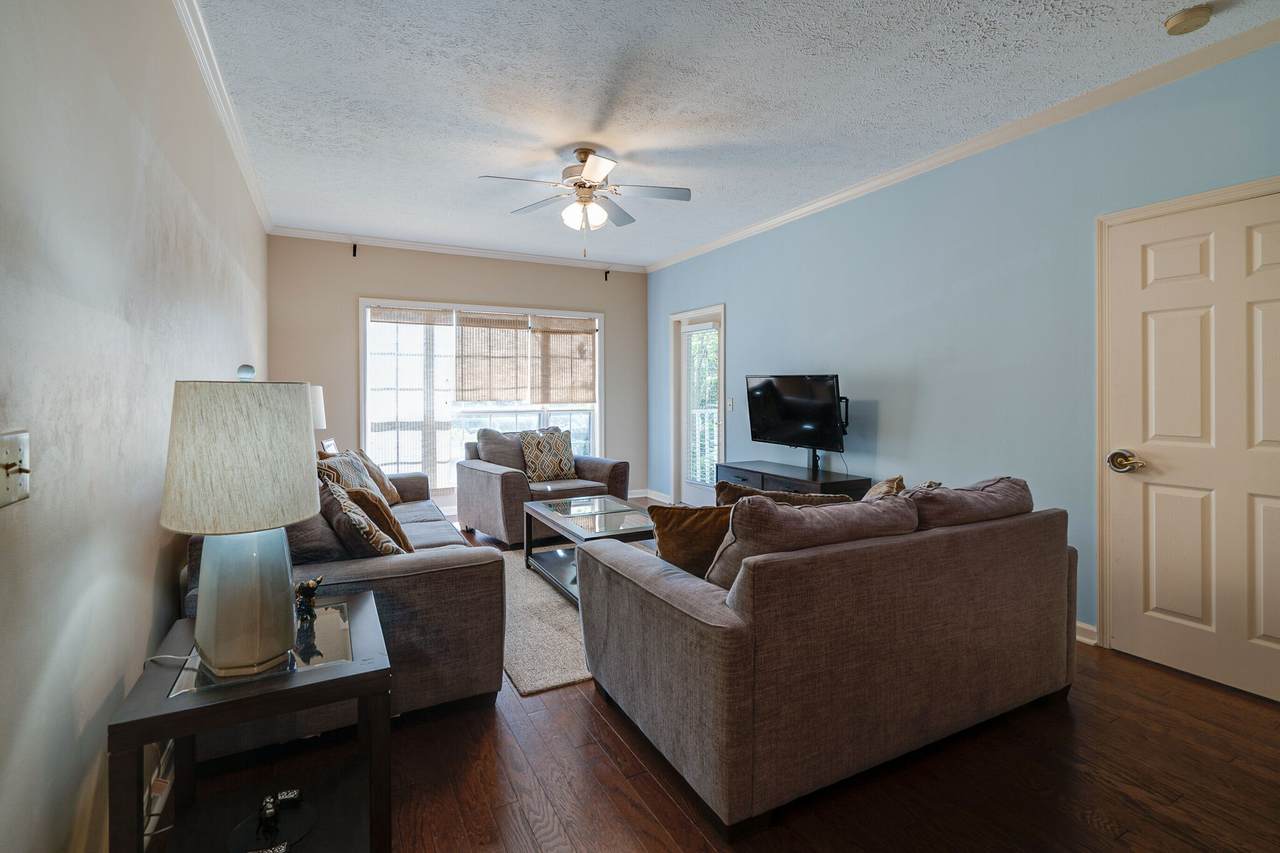 2025 Woodmont Blvd - Photo 1