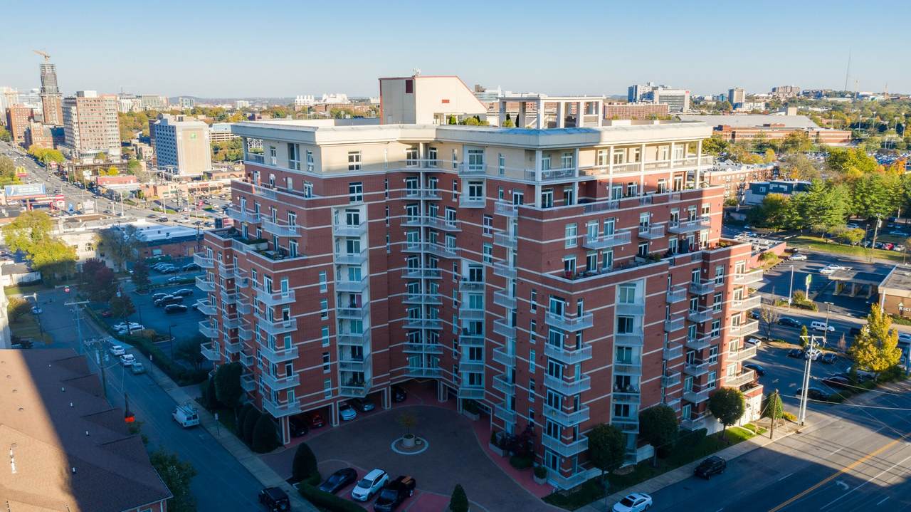 110 31st Ave - Photo 1