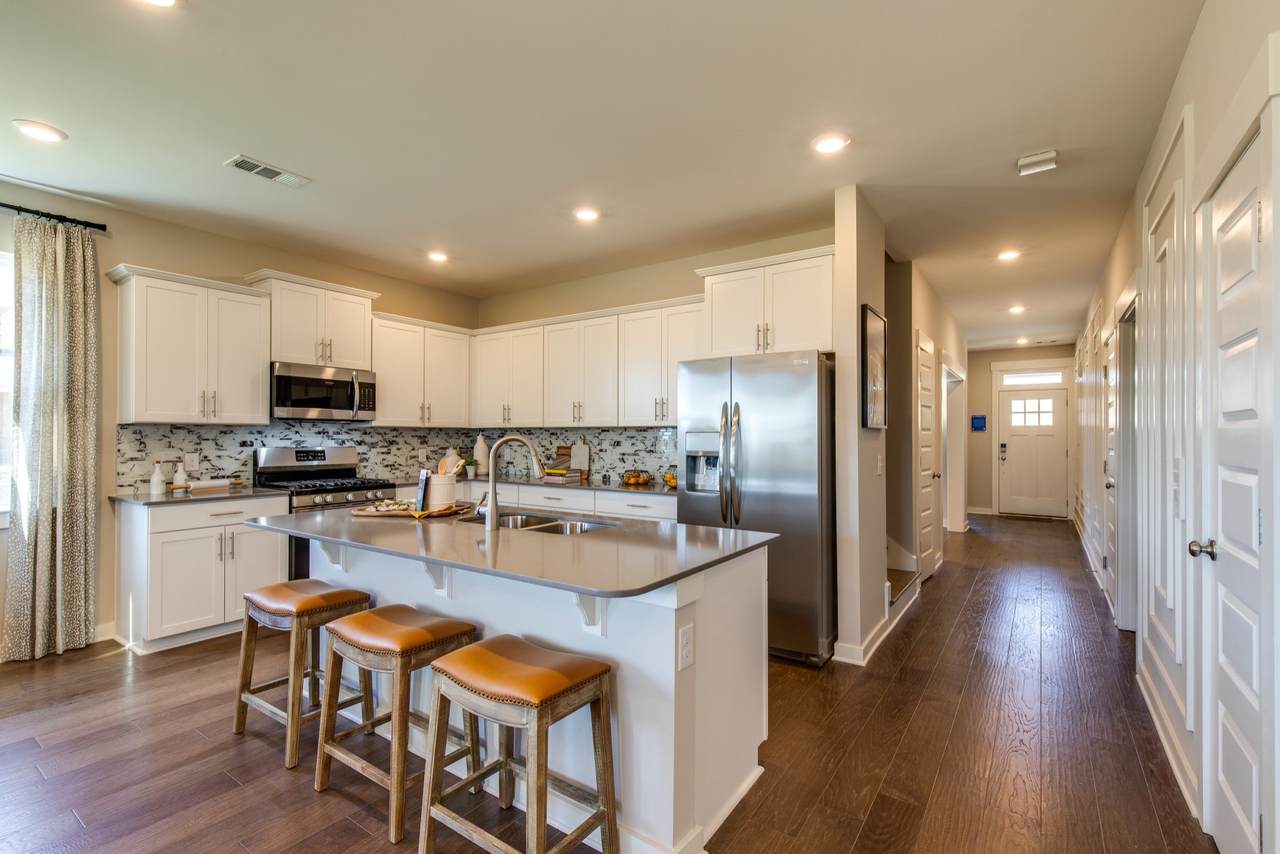 676 Nottingham Avenue #744 - Photo 1