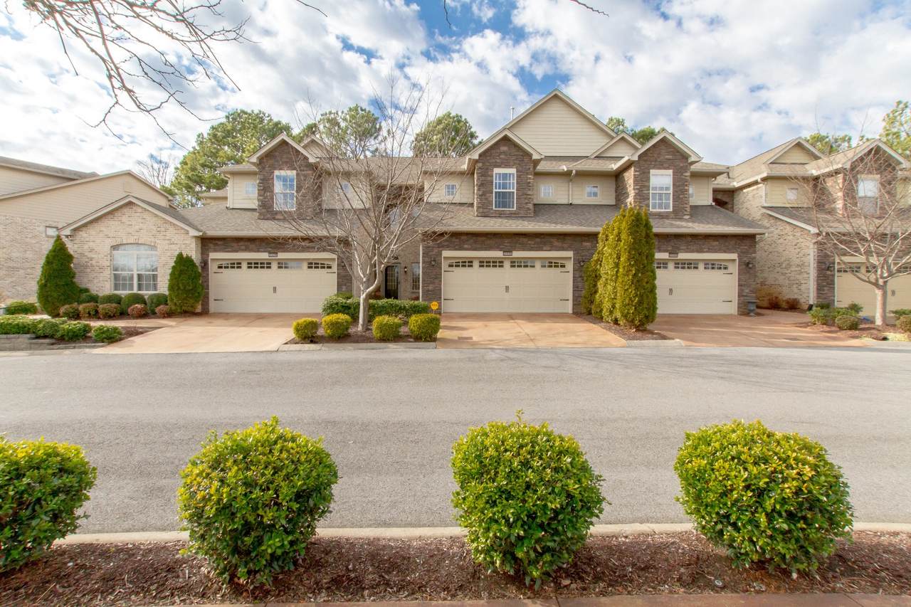 2331 River Terrace Dr - Photo 1