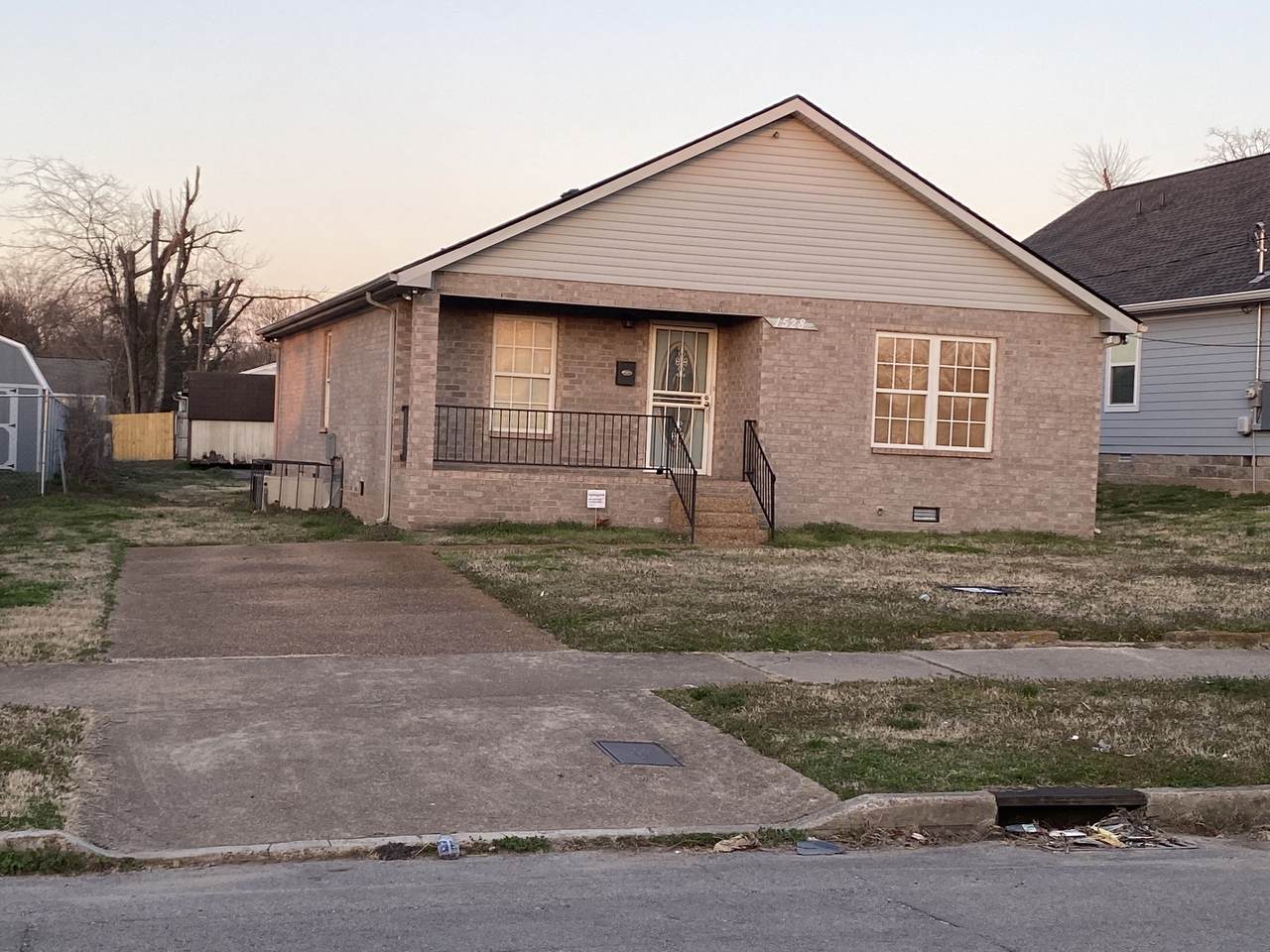 1528 14th Ave - Photo 1