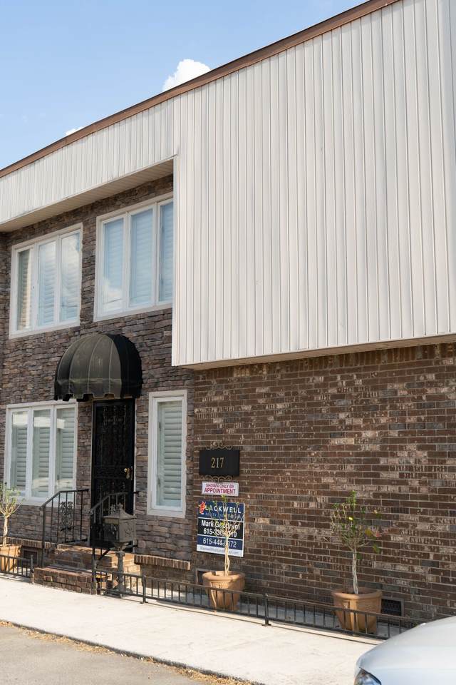 217 W Main St - Photo 1
