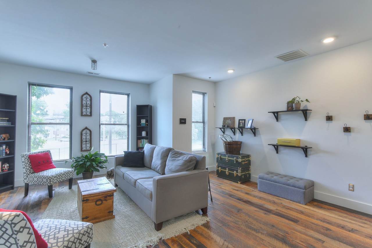 1225 4th Ave - Photo 1
