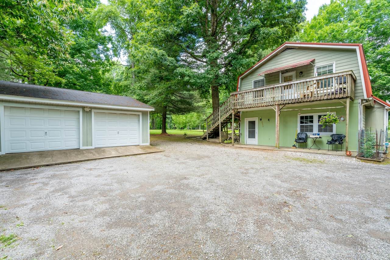 8256 S Pinson Dr - Photo 1