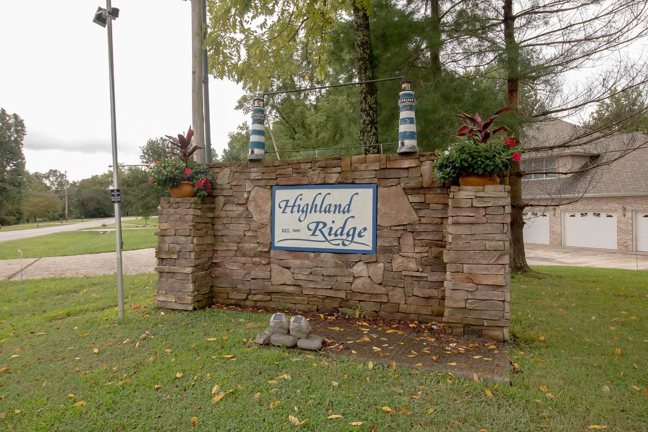 1002 Damron Rd - Photo 1
