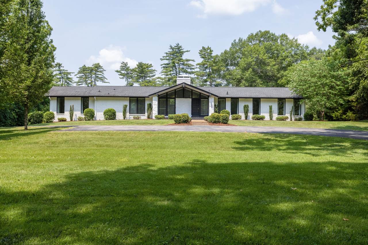 6018 Bresslyn Rd - Photo 1