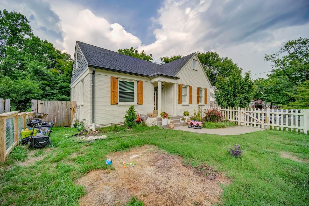 1703 Litton Ave - Photo 1