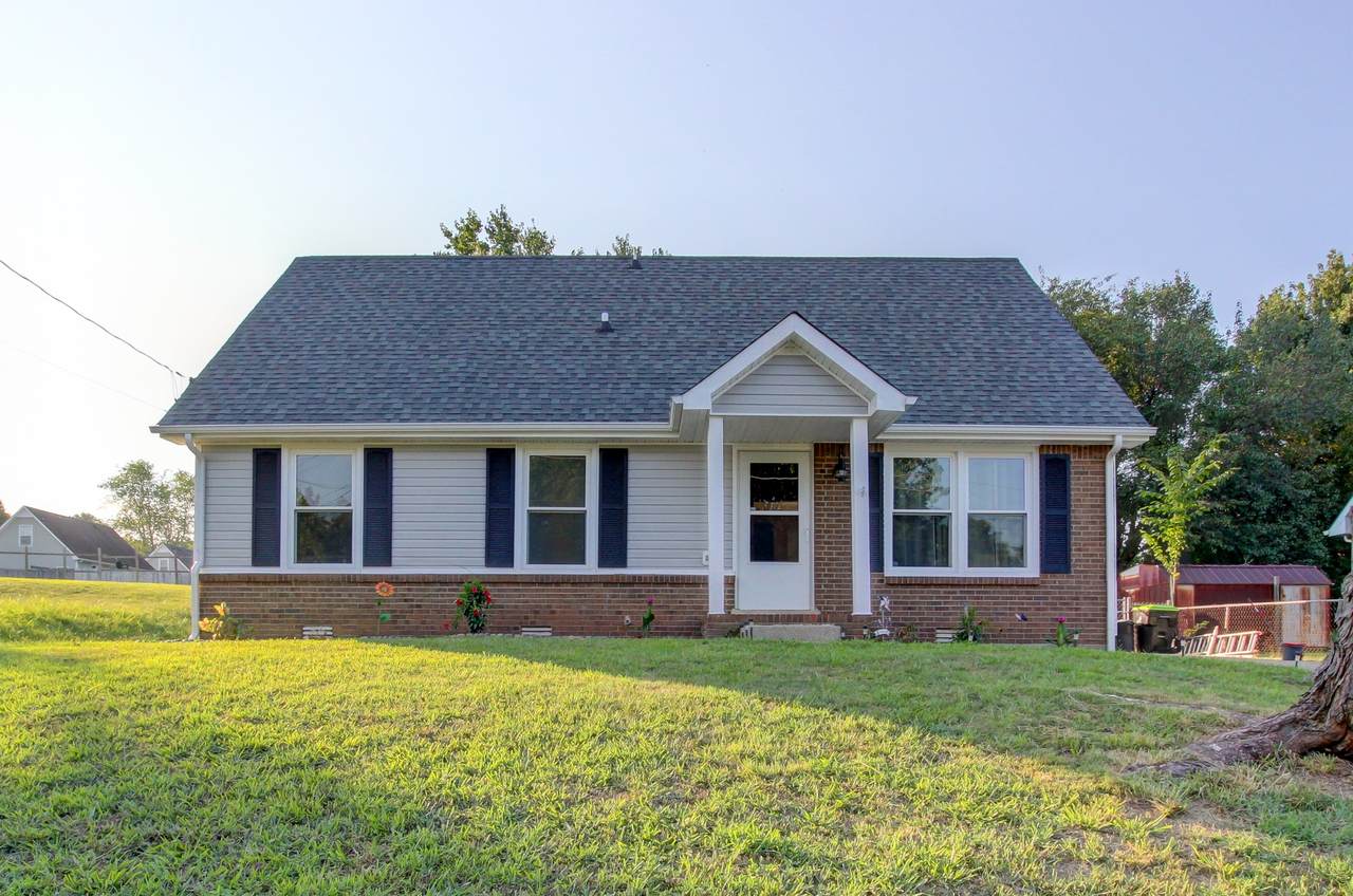 1806 Colt Dr - Photo 1