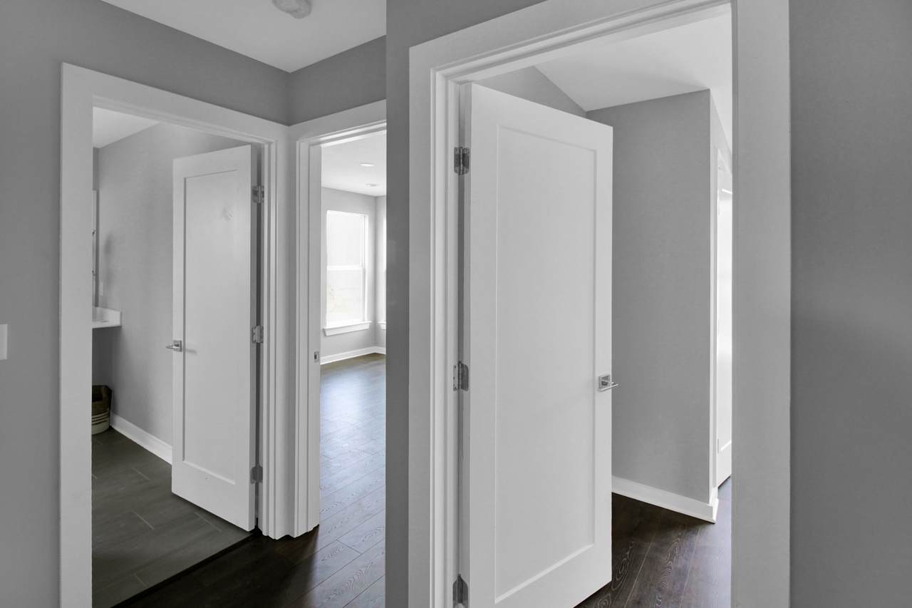 200 Ethelyne Way - Photo 1