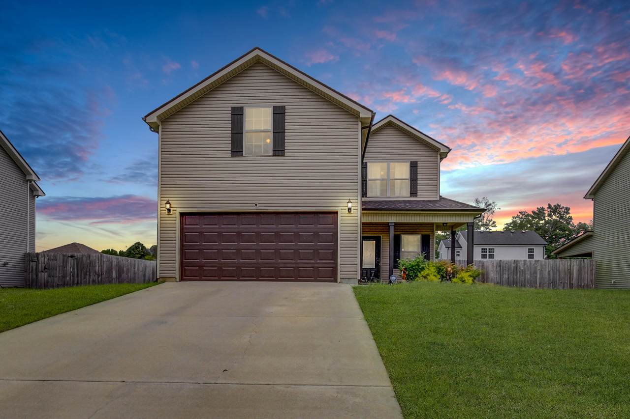 1659 Parkside Dr - Photo 1