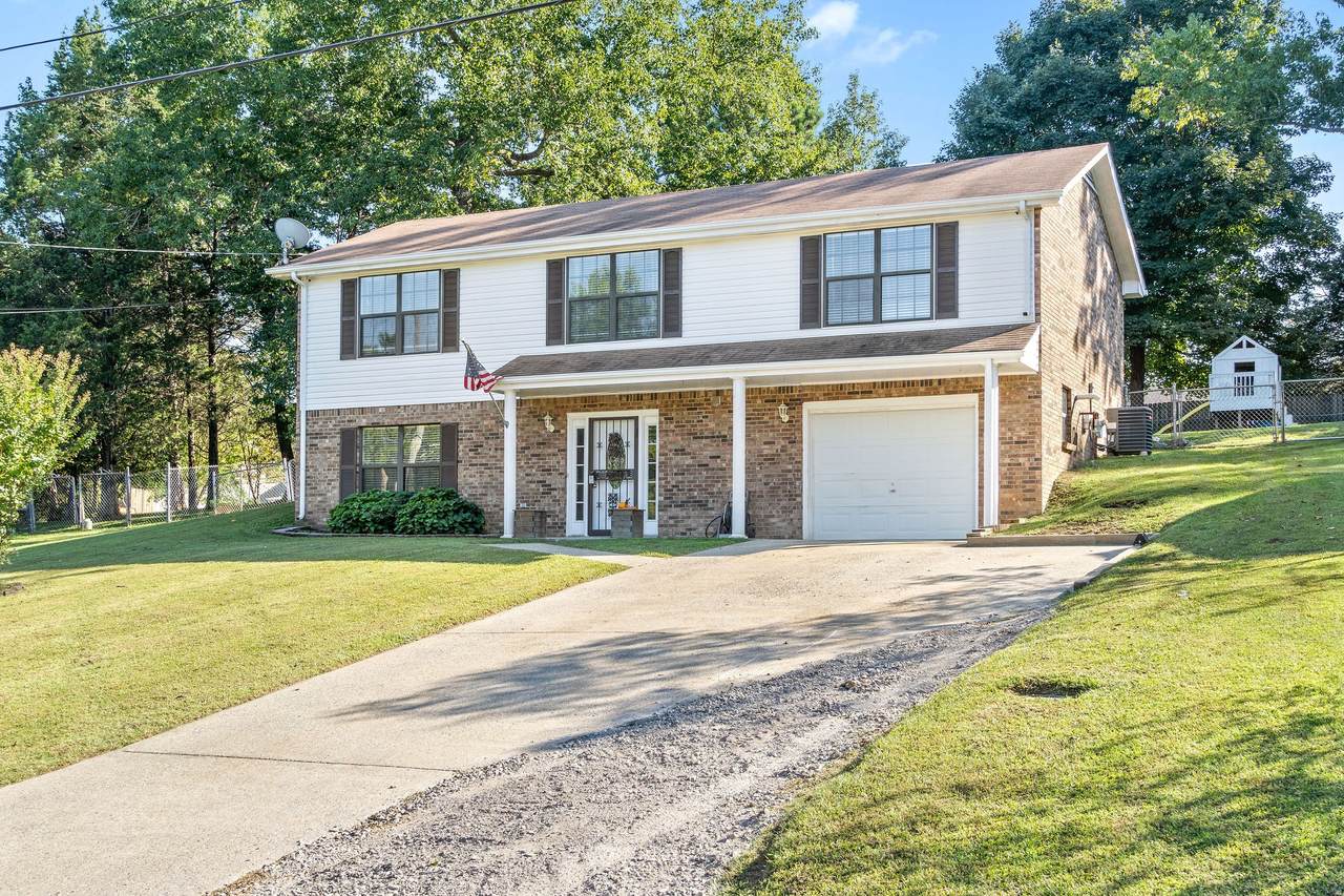 412 Needlewood Dr - Photo 1