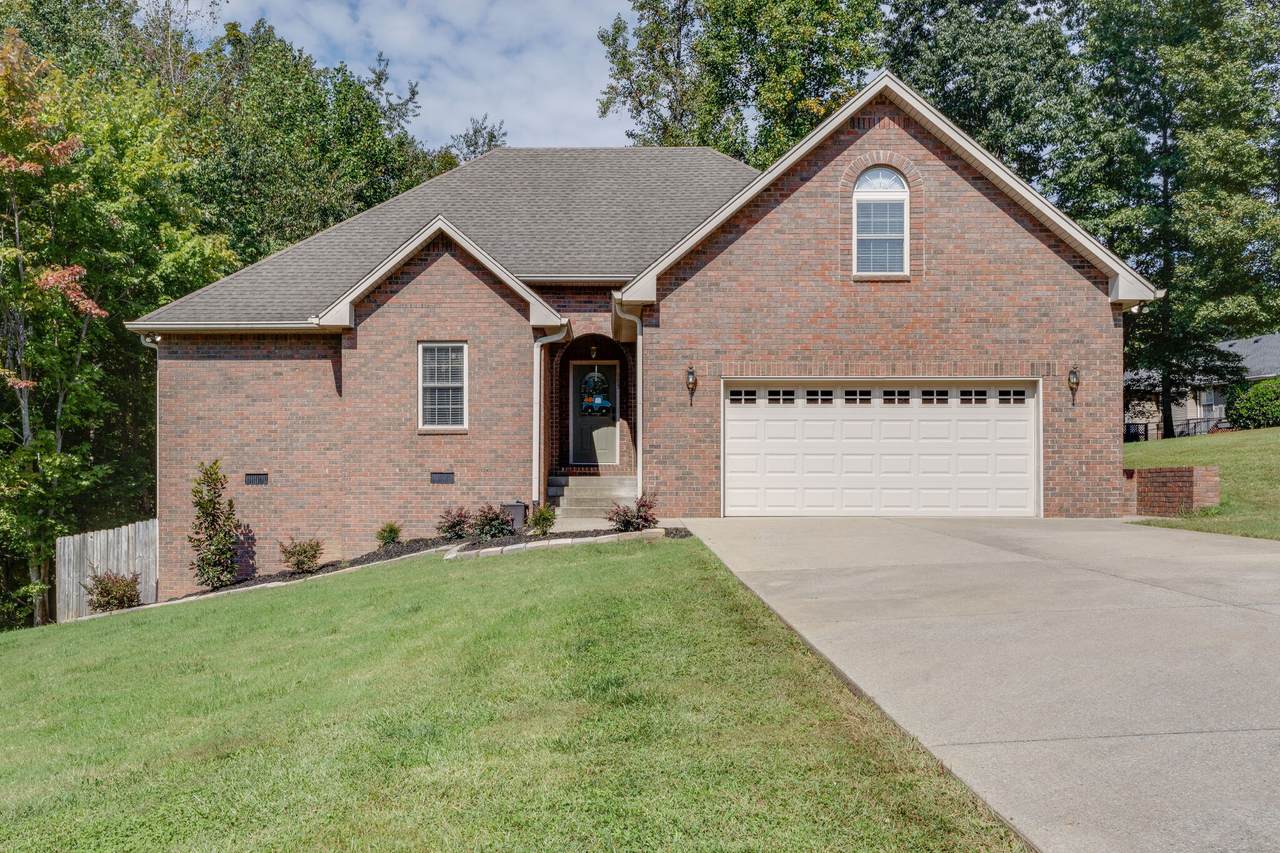 985 Mayes Dr - Photo 1