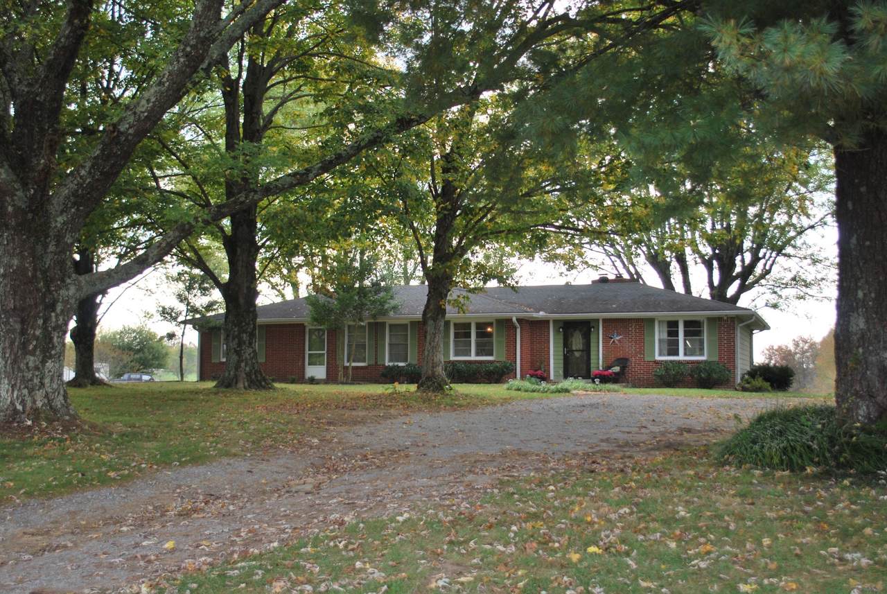 1501 Rock Bridge Rd - Photo 1