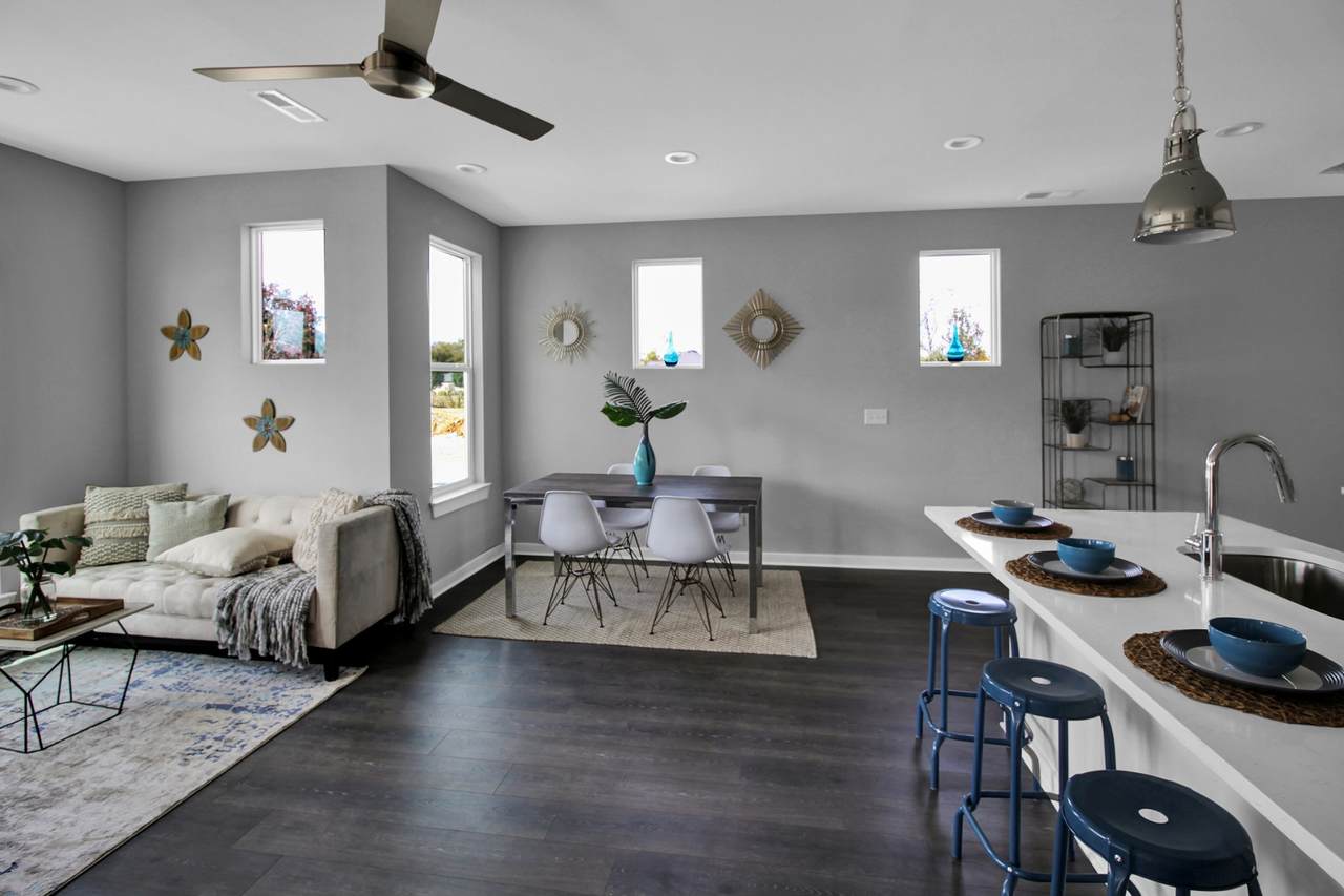 300 Jeffries Way - Photo 1