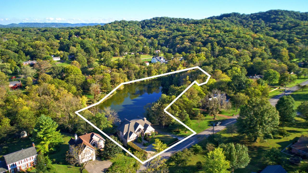 888 Rodney Dr - Photo 1