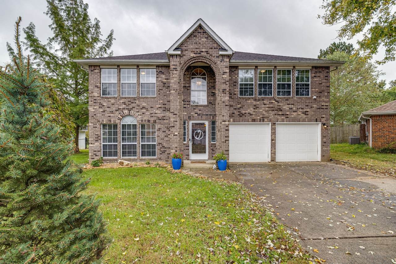 189 Brian Cir - Photo 1