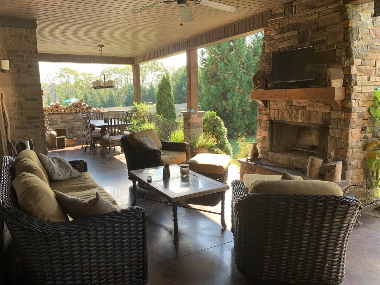 620 Concord Dr - Photo 1