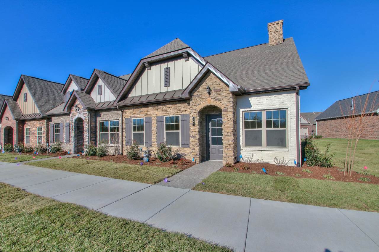 364 Buckner Circle - Photo 1