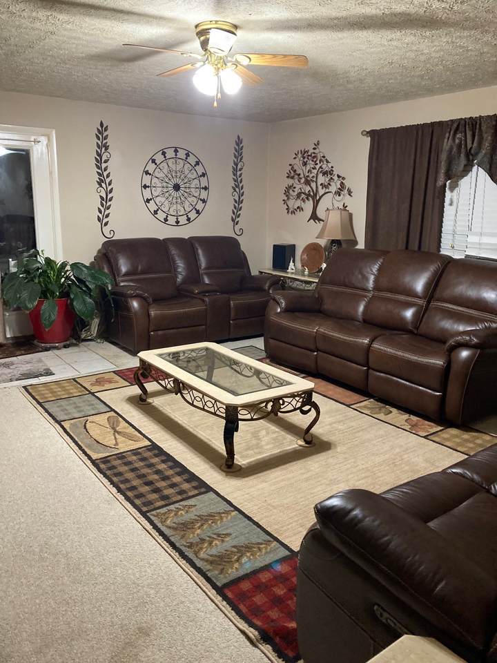 1206 Taylor Rd - Photo 1