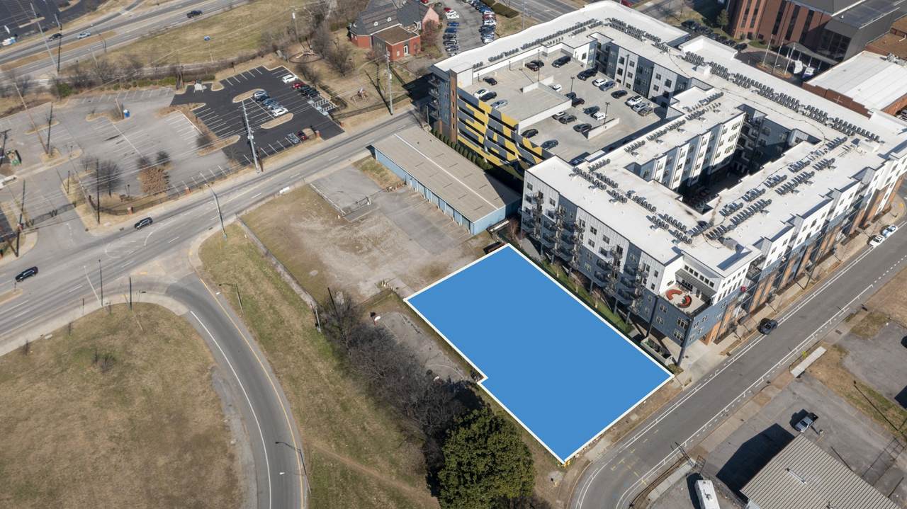 407 Russell St - Photo 1