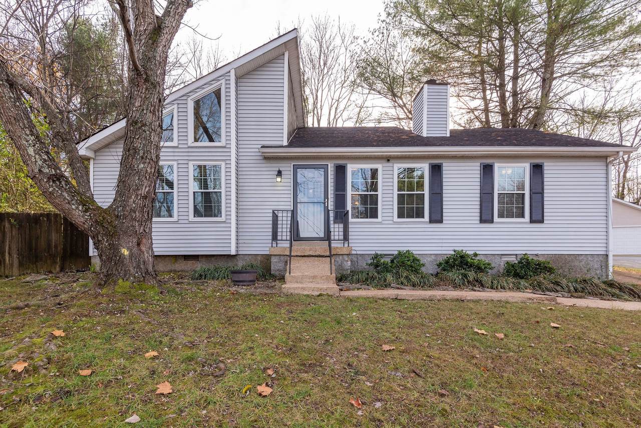 500 Cedarhill Ct - Photo 1
