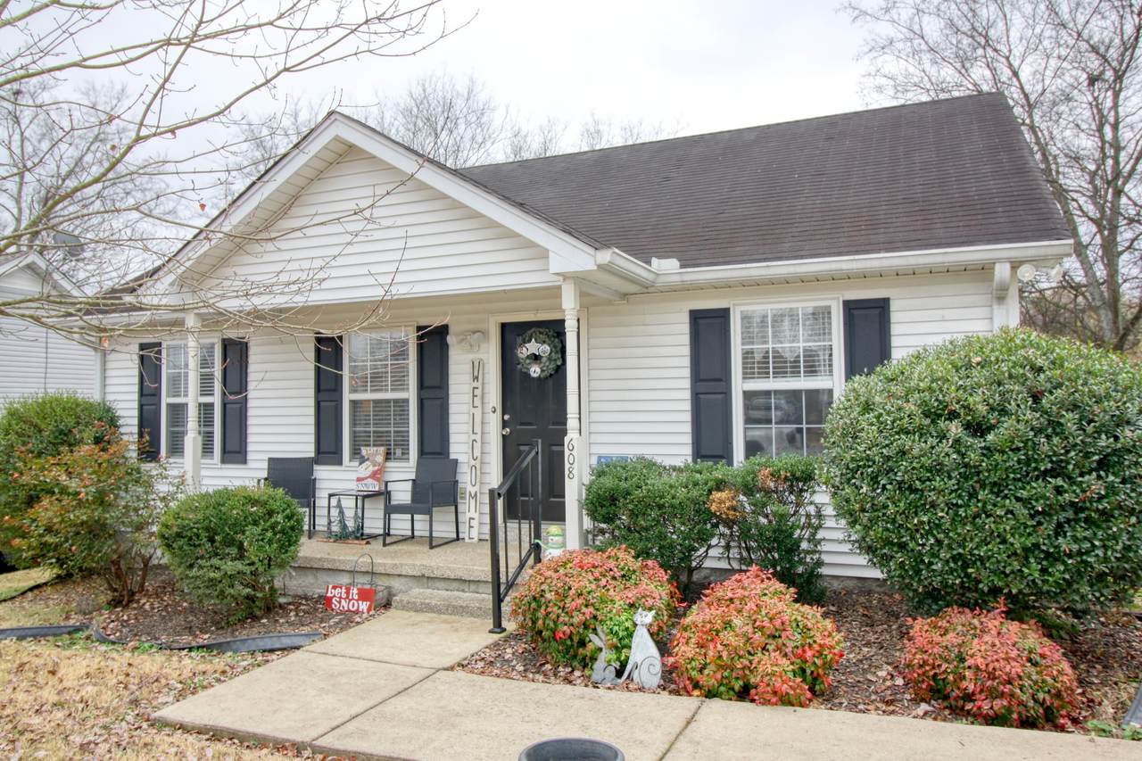 608 Forest Park Ct - Photo 1