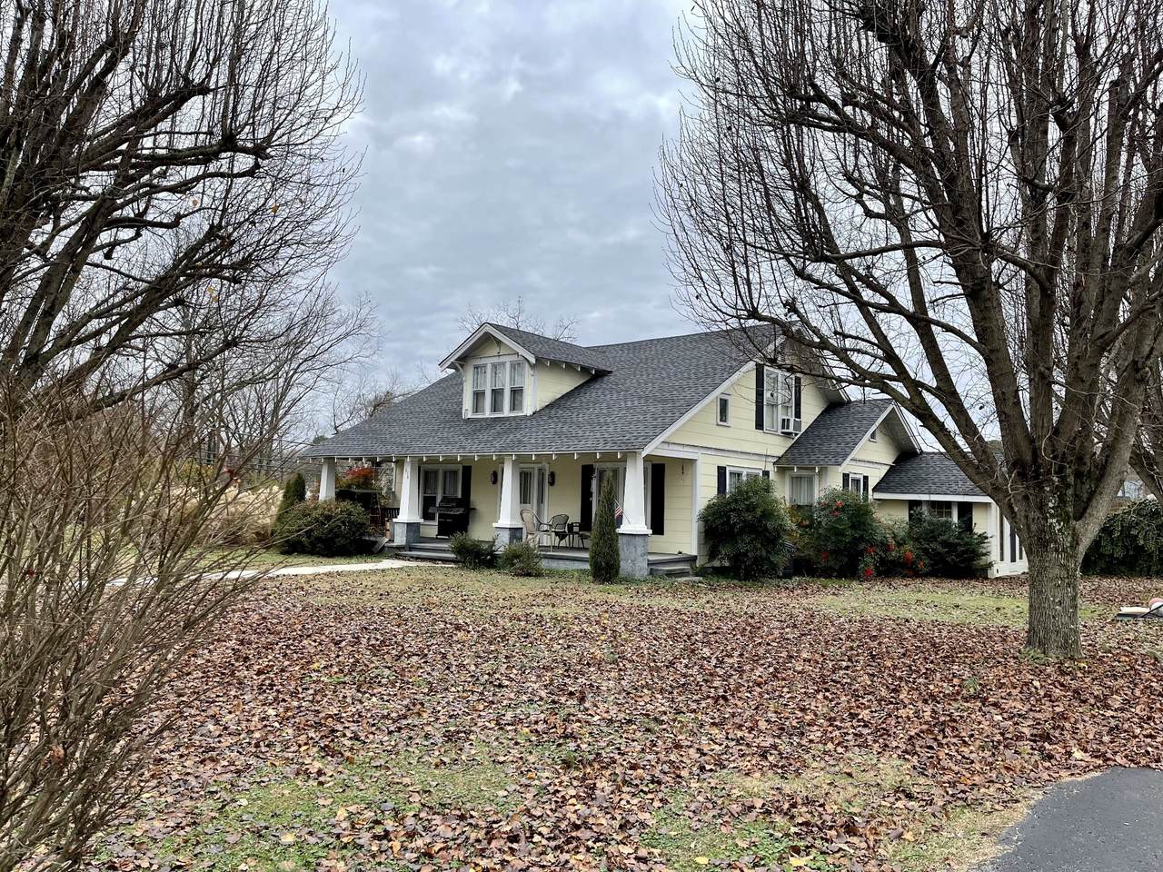 314 Woodland St - Photo 1