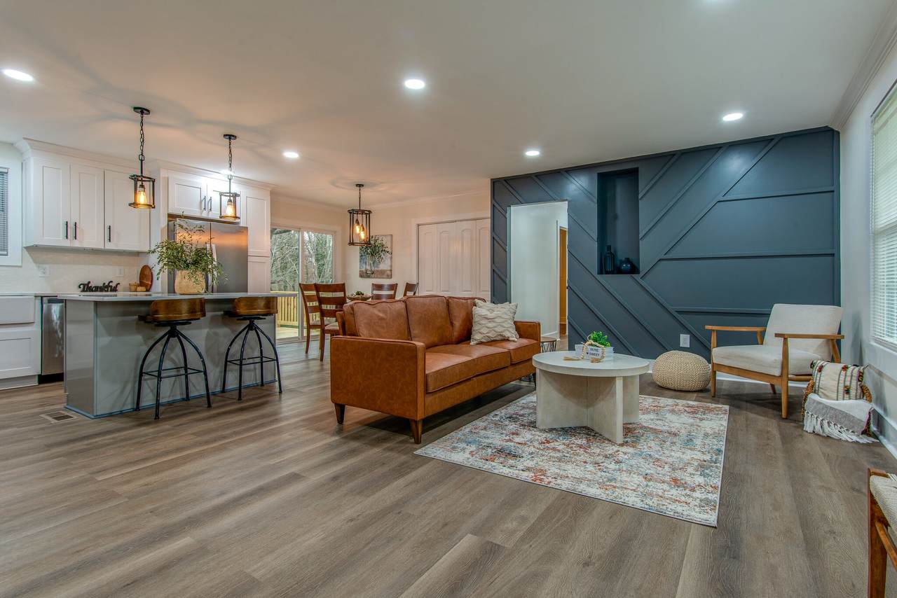 330 Dade Dr - Photo 1