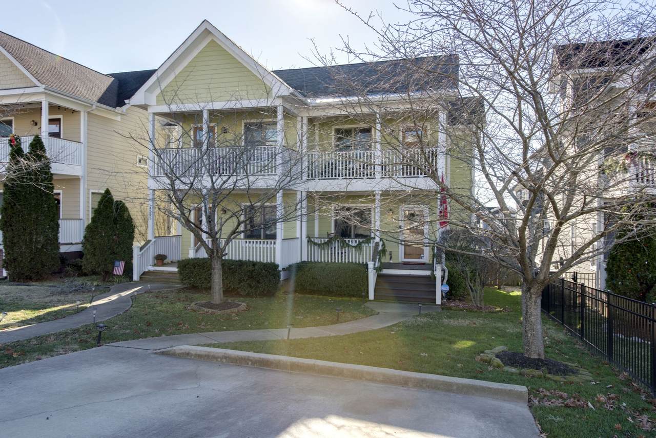 4523 Michigan Ave - Photo 1