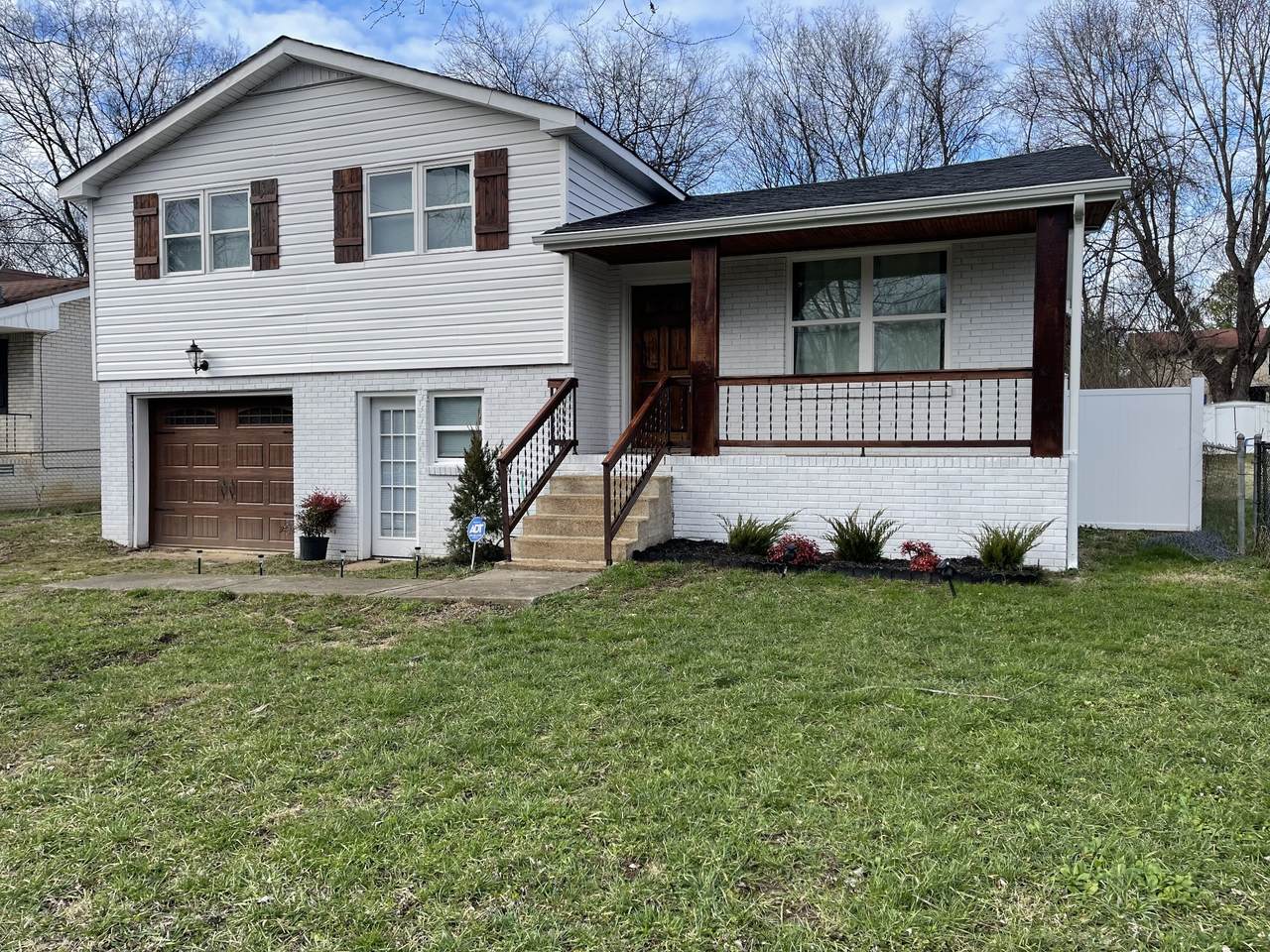3120 Ewingwood Drive - Photo 1