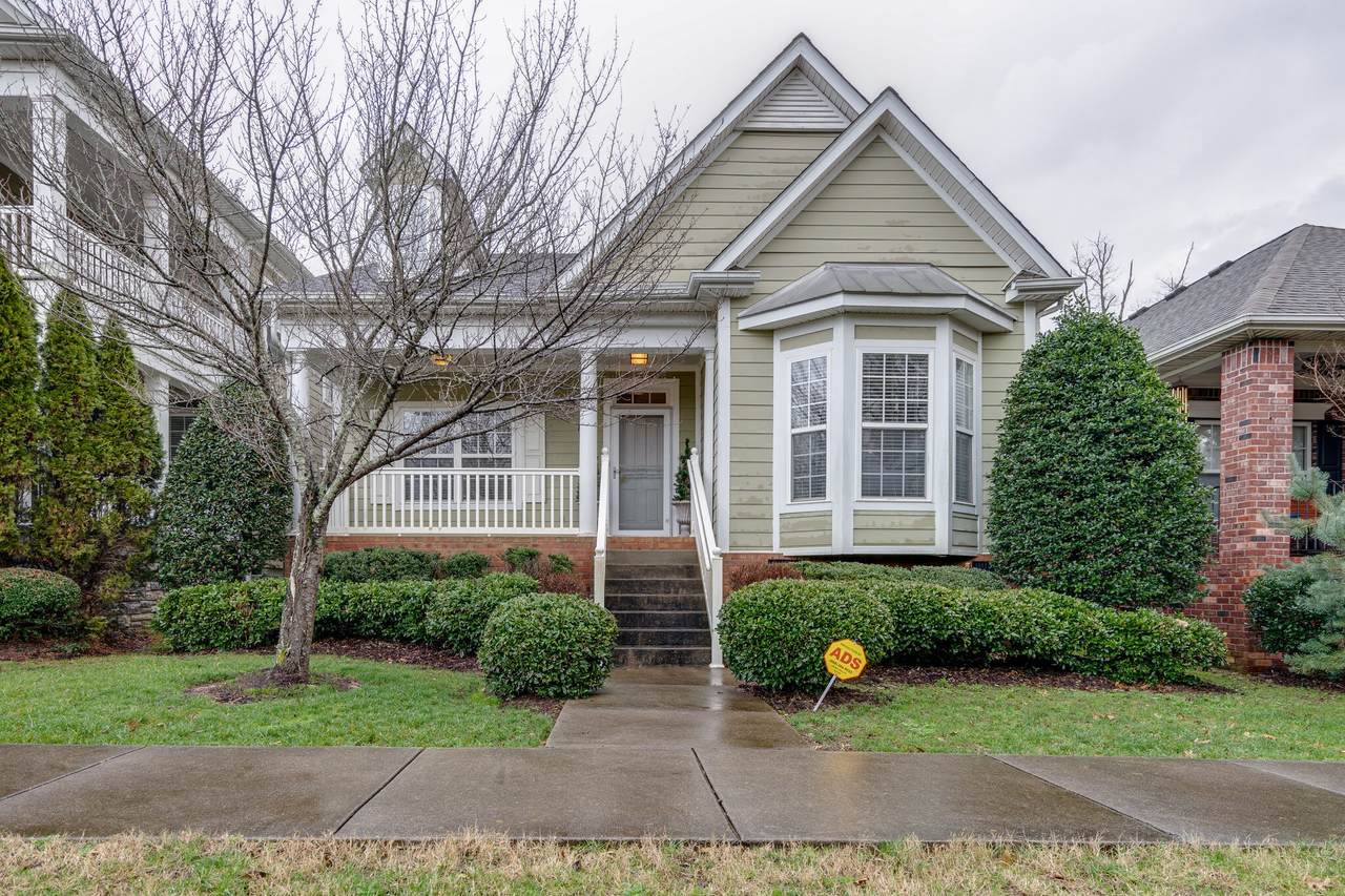 8684 Gauphin Pl - Photo 1